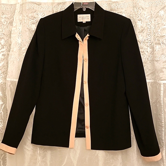 Shacket! Black with Beige Contrast Trim, 10 - Picture 2 of 11